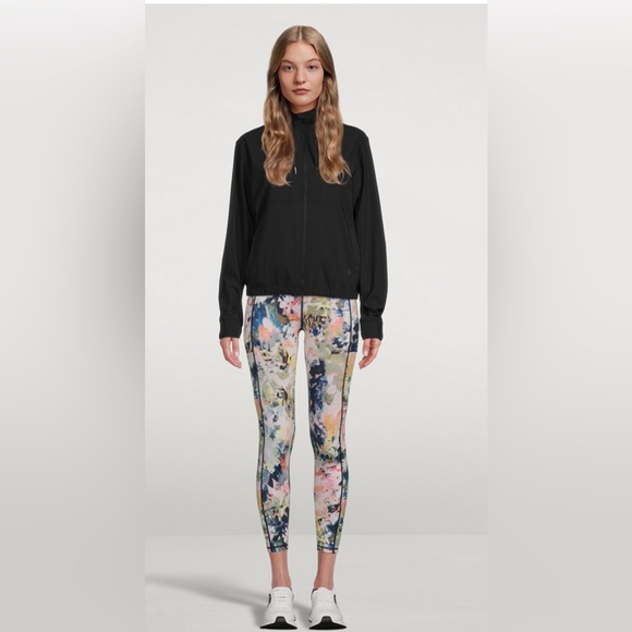 Sweaty Betty Super Sculpt 7/8 Leggings Watercolor Design - Picture 6 of 9